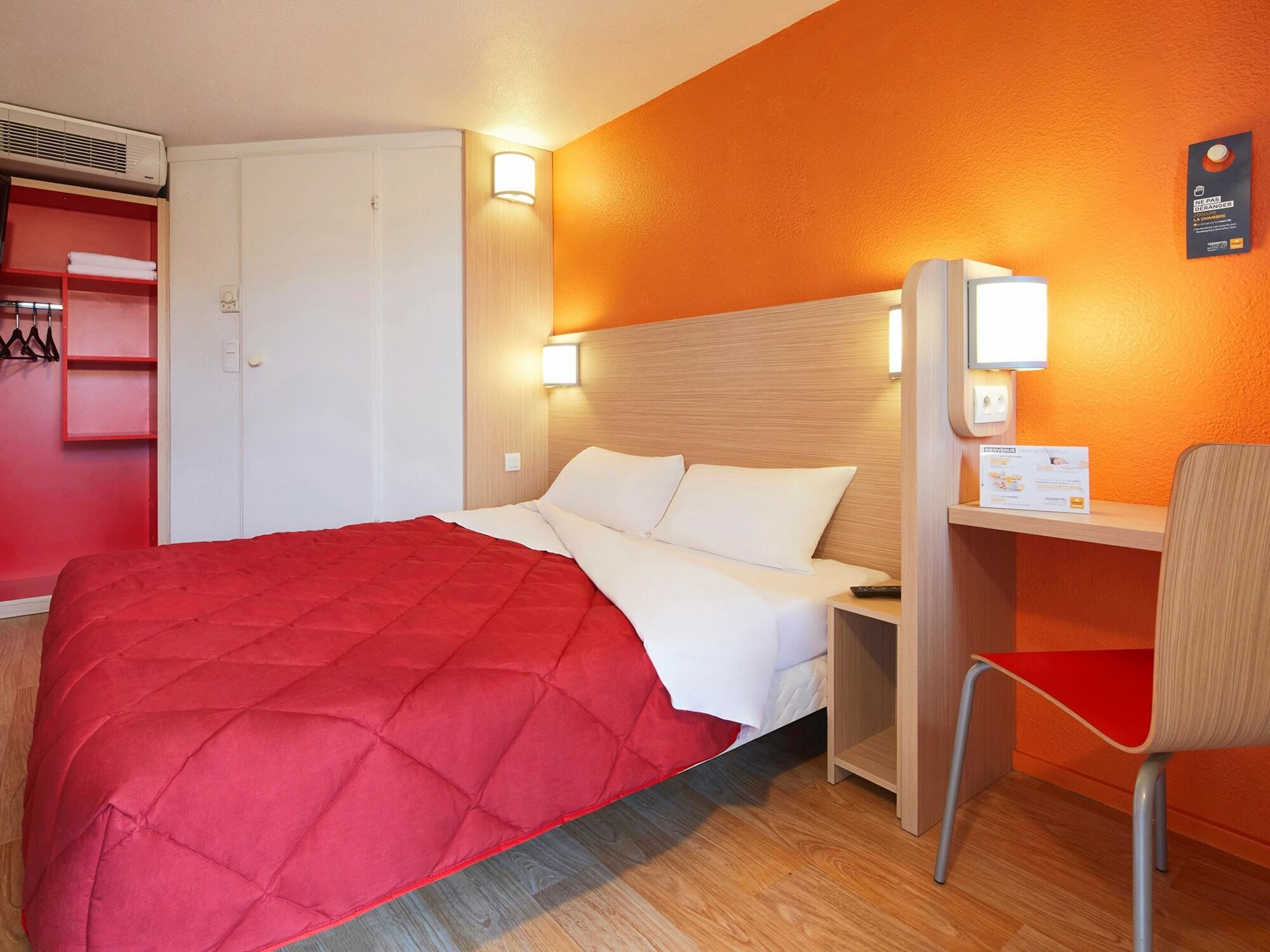 Premiere Classe Paris Ouest - Nanterre - La Defense Exterior photo